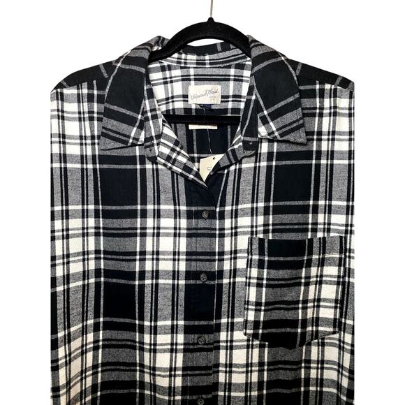 Universal Thread - Black & White Oversized Flannel - XL - Picture 3 of 13